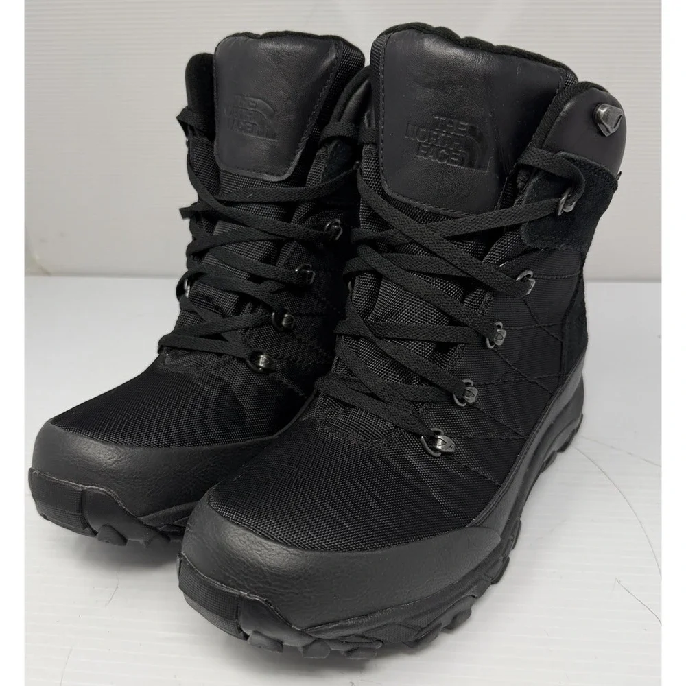 North Face Chilkat Boots Men Size 8.5 Triple Black Waterproof NF00CU44KX7